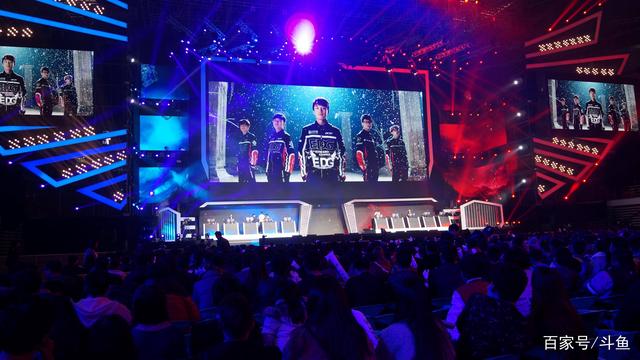 LPL 一基金自闭症日获得2024年体育模范年度最佳体育慈善奖